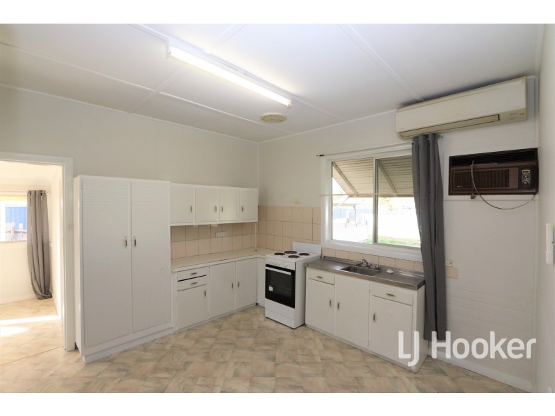 8 Cameron Street, Inverell NSW 2360