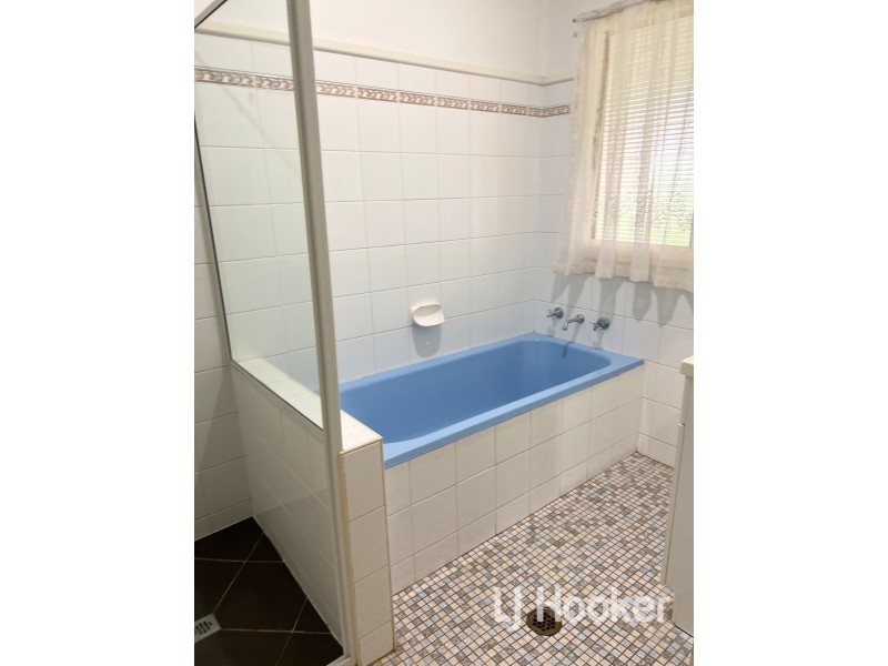 47 Bennett Street, Inverell NSW 2360
