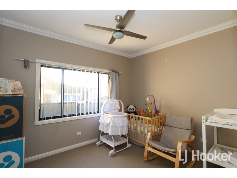 16 Bennett Street, Inverell NSW 2360