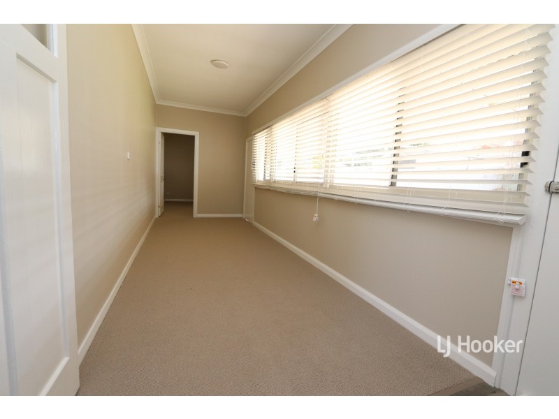 23 Froude Street, Inverell NSW 2360