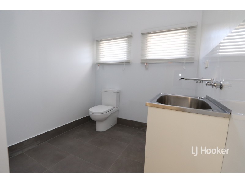 23 Froude Street, Inverell NSW 2360