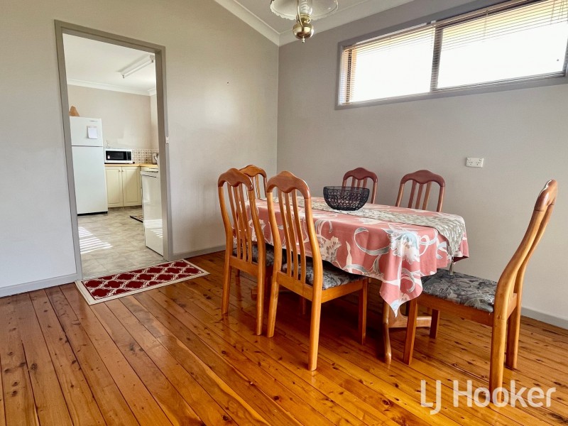 30 May Street, Inverell NSW 2360