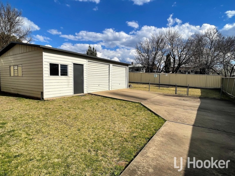 30 May Street, Inverell NSW 2360