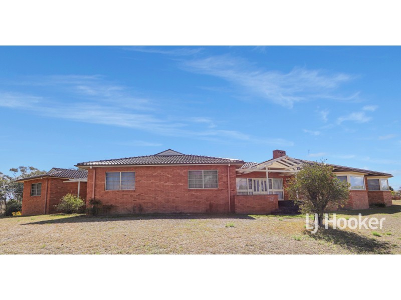 74 Lewin Street, Inverell NSW 2360