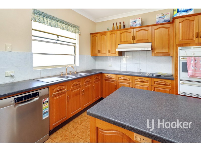 74 Lewin Street, Inverell NSW 2360