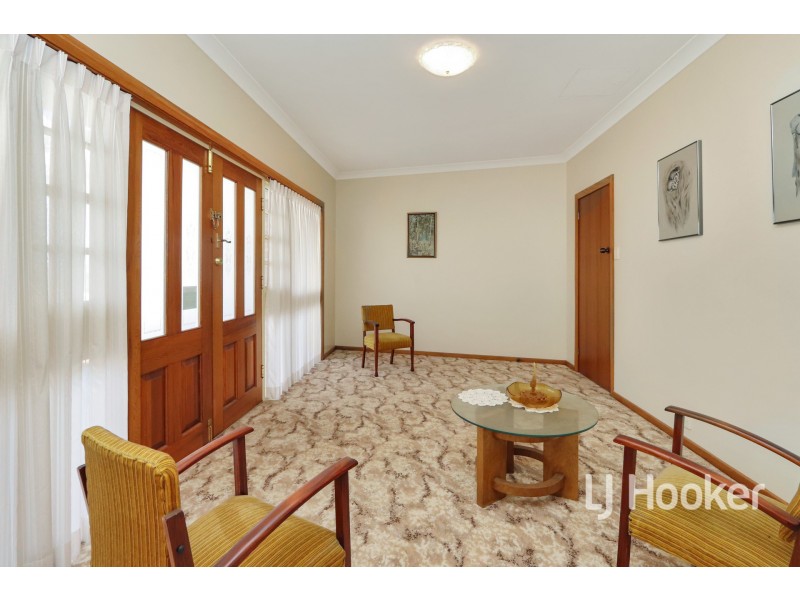 74 Lewin Street, Inverell NSW 2360