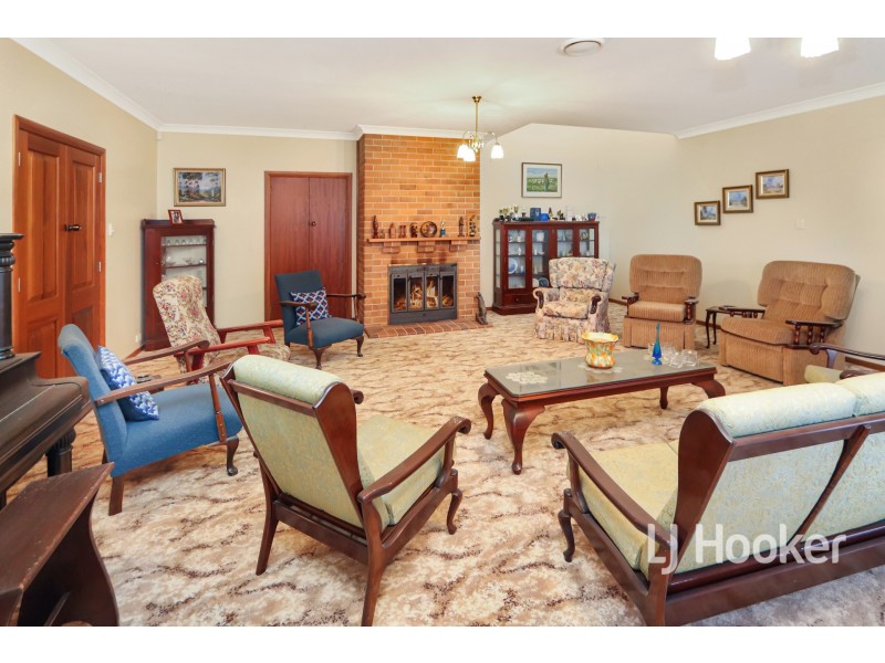 74 Lewin Street, Inverell NSW 2360