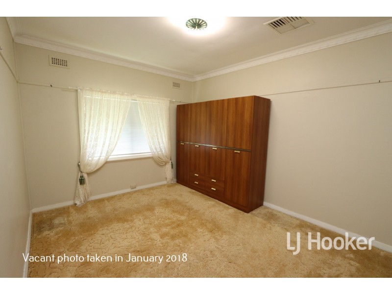 4 Albert Street, Inverell NSW 2360