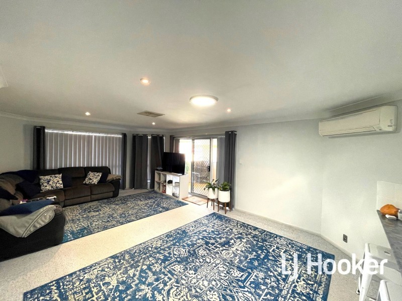 15 Deodara Drive, Inverell NSW 2360