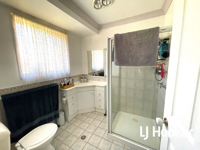 15 Deodara Drive, Inverell NSW 2360