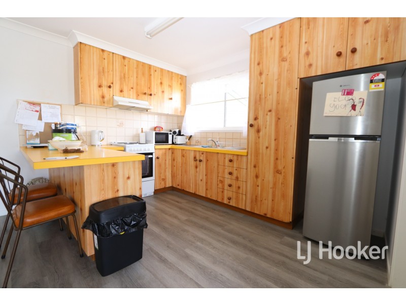 4 Lang Street, Inverell NSW 2360