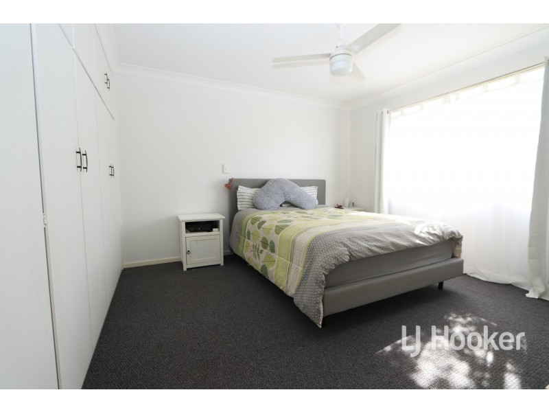 4 Lang Street, Inverell NSW 2360