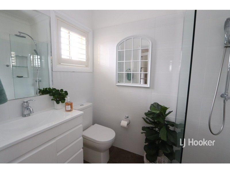 14 Fernhill Road, Inverell NSW 2360