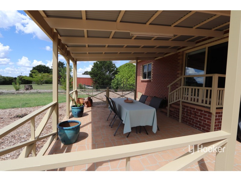 14 Fernhill Road, Inverell NSW 2360