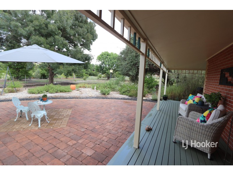 14 Fernhill Road, Inverell NSW 2360