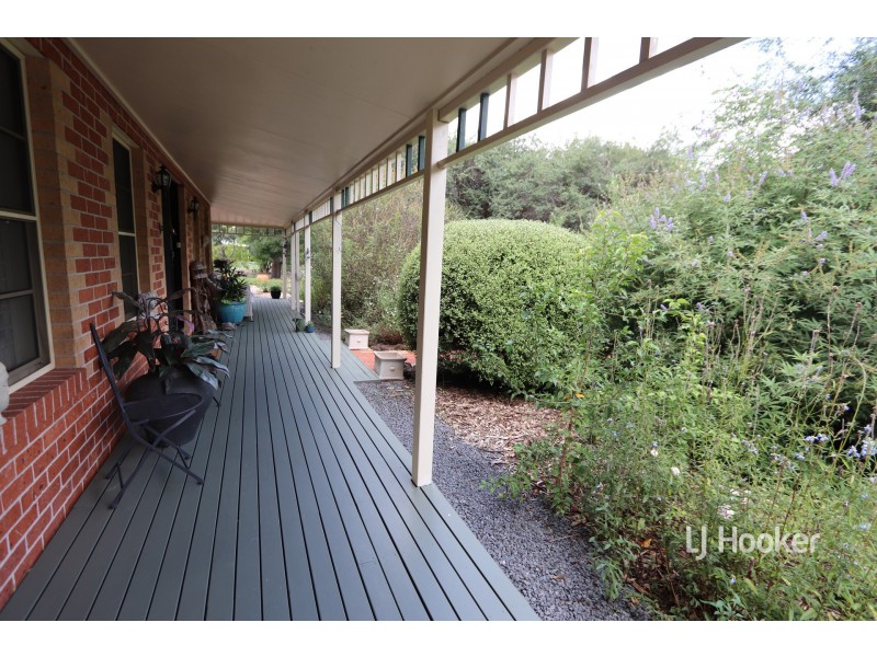 14 Fernhill Road, Inverell NSW 2360