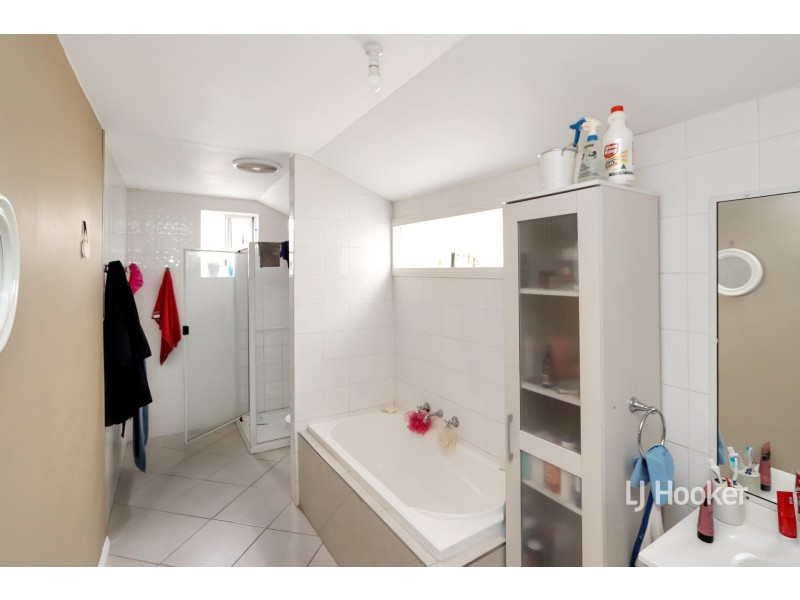 31 Greaves Street, Inverell NSW 2360