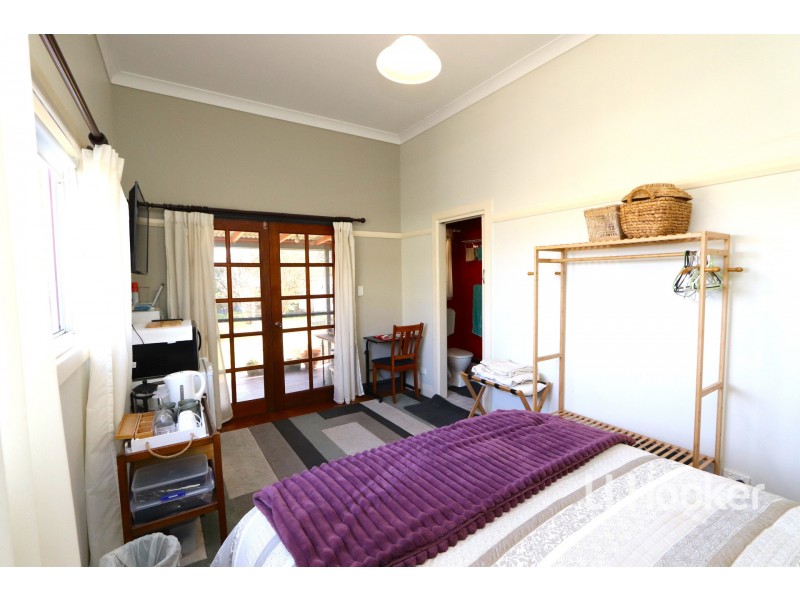 6B Rosslyn Street, Inverell NSW 2360