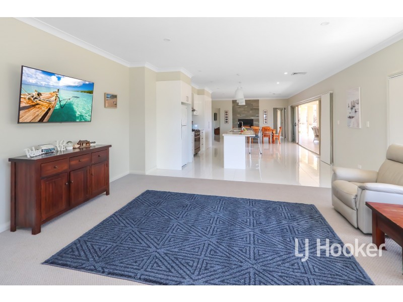 37 Talbragar Close, Inverell NSW 2360