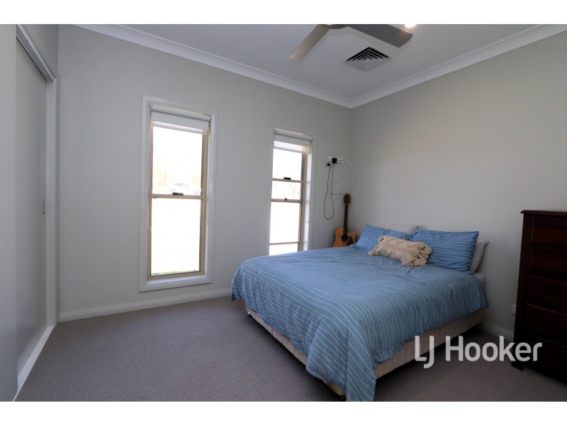 37 Talbragar Close, Inverell NSW 2360