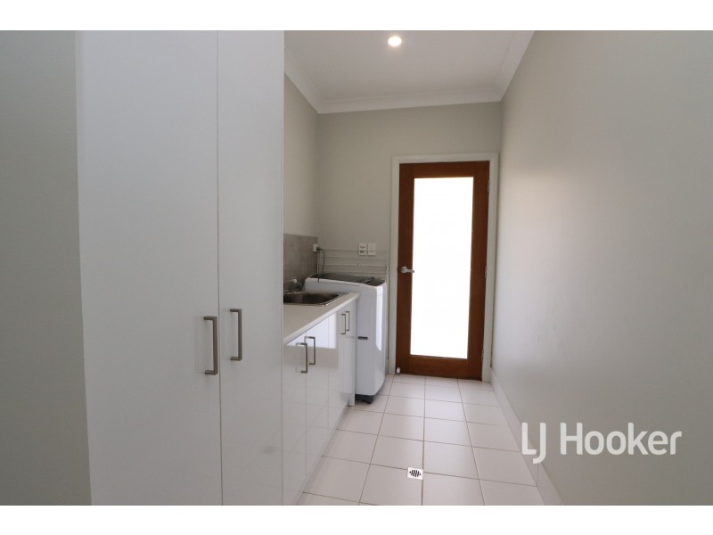 37 Talbragar Close, Inverell NSW 2360