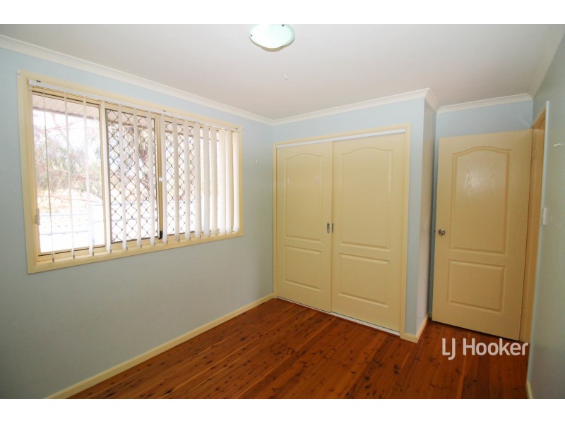 2B Crestview Place, Inverell NSW 2360