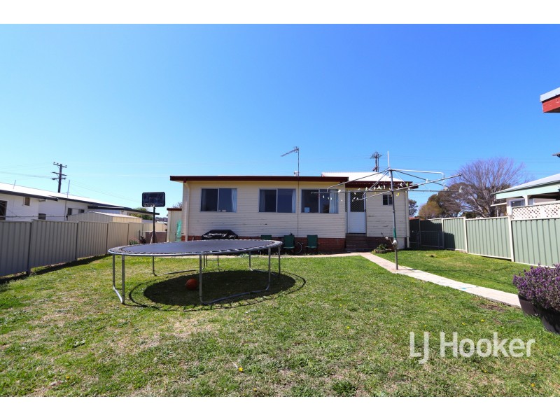72 Moore Street, Inverell NSW 2360