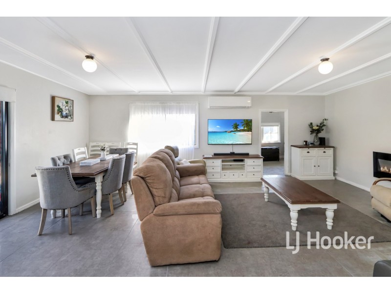 25 Rivers Street, Inverell NSW 2360