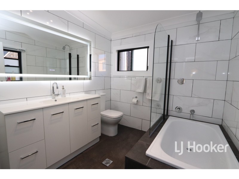 25 Rivers Street, Inverell NSW 2360