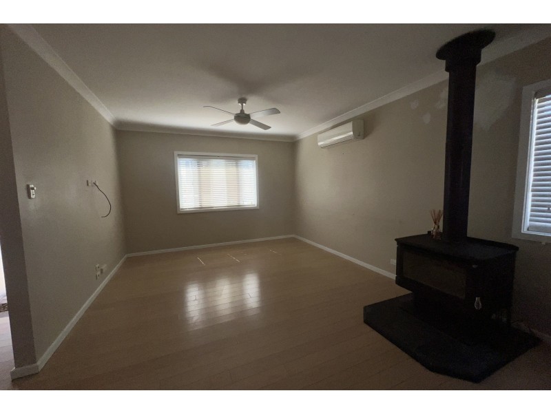 38 May Street, Inverell NSW 2360