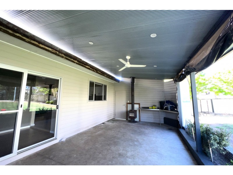 38 May Street, Inverell NSW 2360