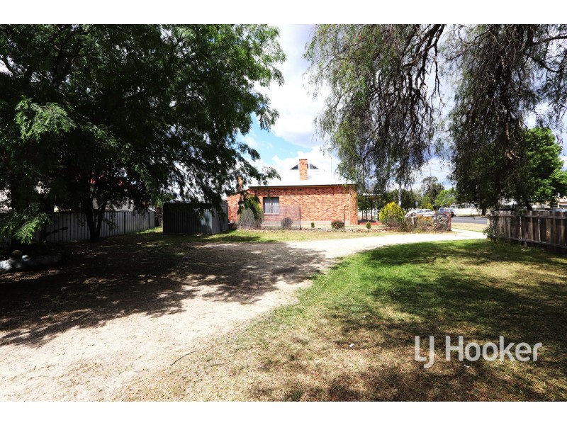 1 Ross Street, Inverell NSW 2360