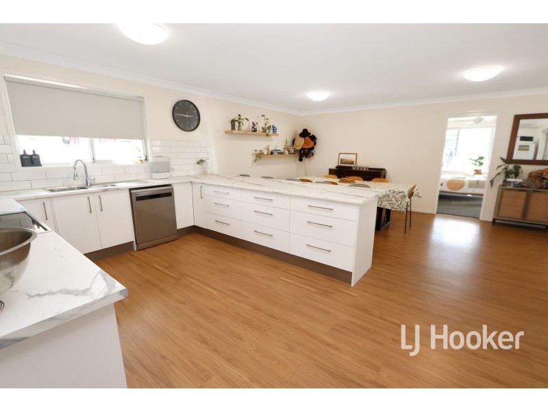 52 Chester Street, Inverell NSW 2360