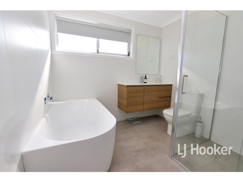 52 Chester Street, Inverell NSW 2360