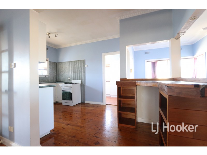 64 Bennett Street, Inverell NSW 2360
