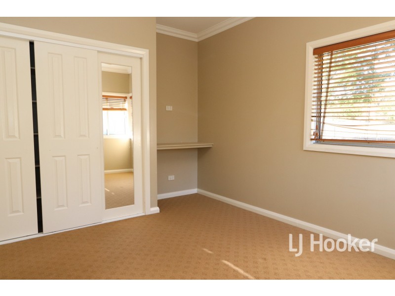 64 Bennett Street, Inverell NSW 2360