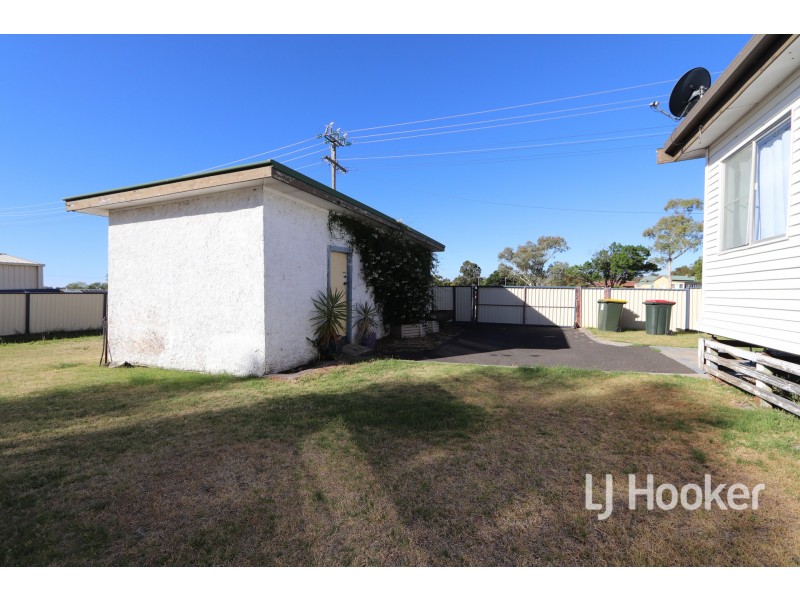 64 Bennett Street, Inverell NSW 2360