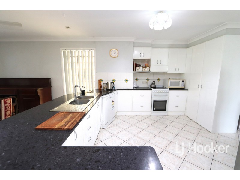 16 Woodland Avenue, Inverell NSW 2360