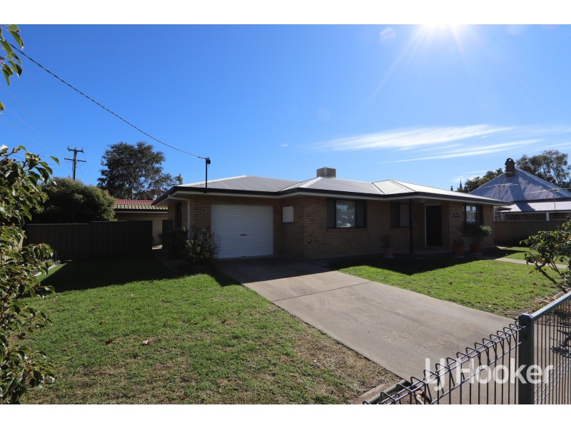 2 Ross Street, Inverell NSW 2360