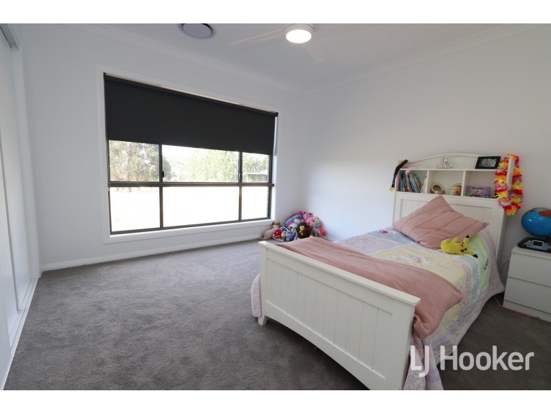 9 Oakland Lane, Inverell NSW 2360