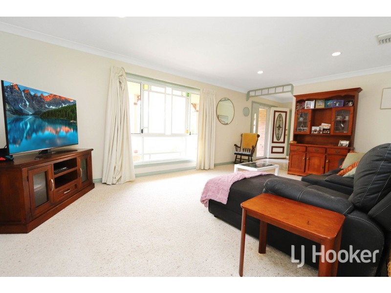 85 Gordon Street, Inverell NSW 2360