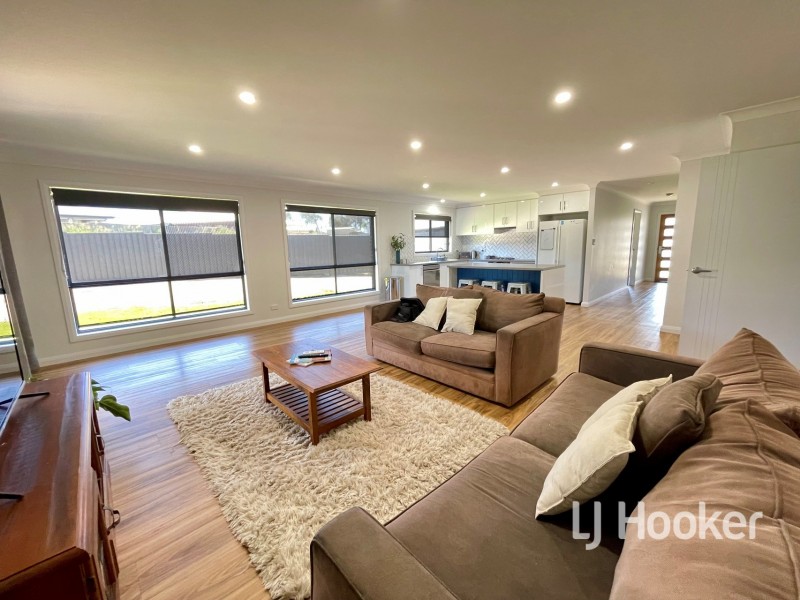 64 Mather Street, Inverell NSW 2360