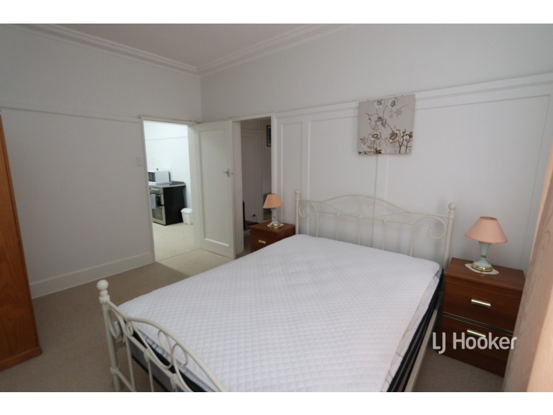 2/69 Otho Street, Inverell NSW 2360