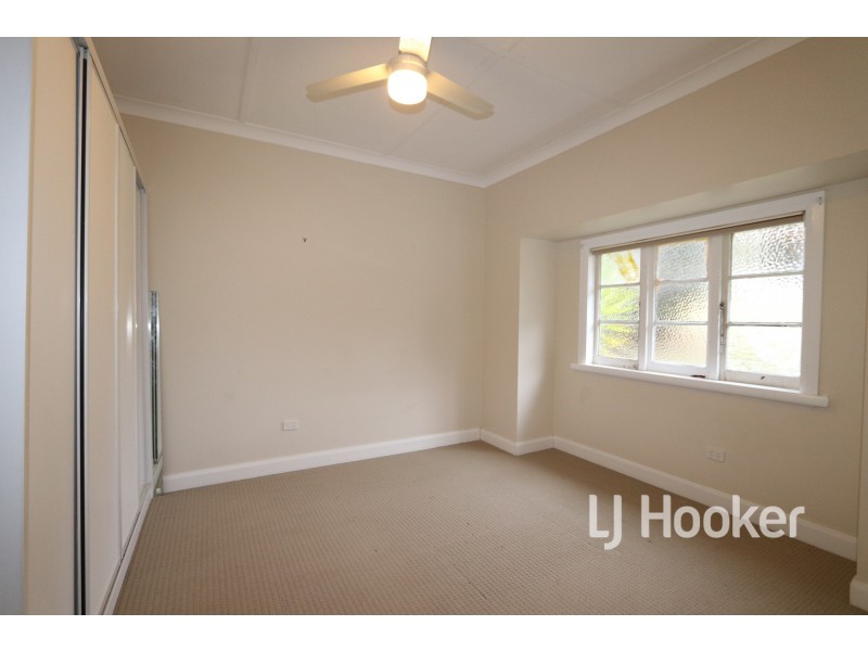 27 King Street, Inverell NSW 2360