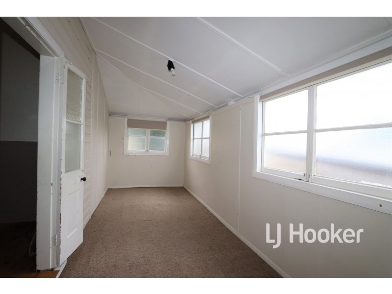 27 King Street, Inverell NSW 2360