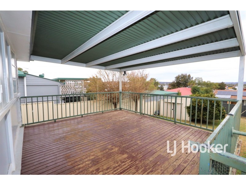 27 King Street, Inverell NSW 2360