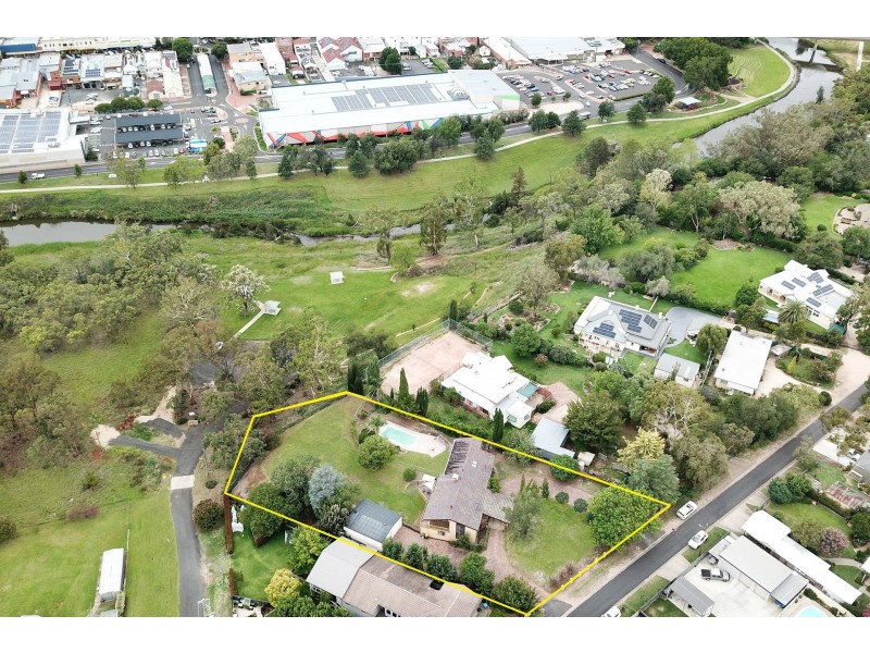 13-15 Davey Street, Inverell NSW 2360