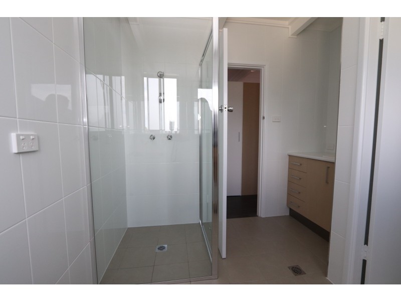 3/50-52 Urabatta Street, Inverell NSW 2360