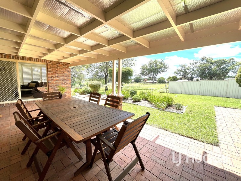 33 Miles Street, Inverell NSW 2360