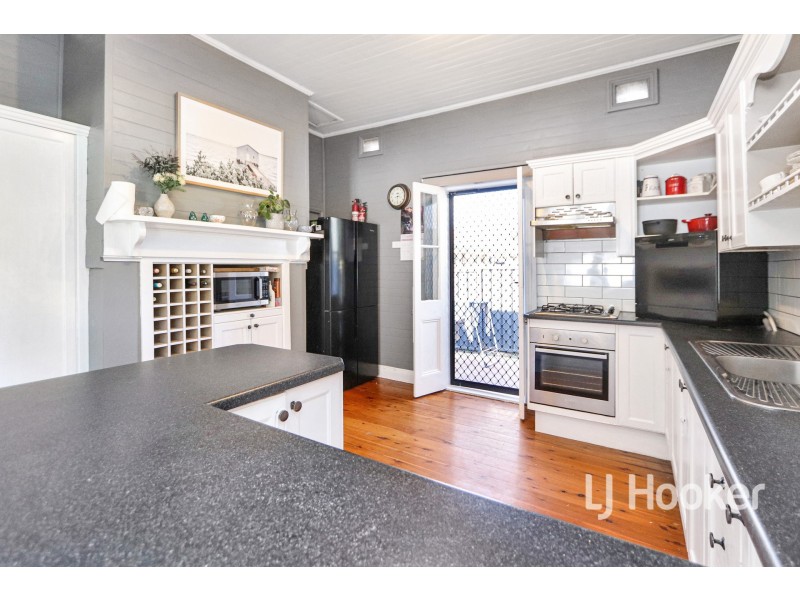 25 Rivers Street, Inverell NSW 2360